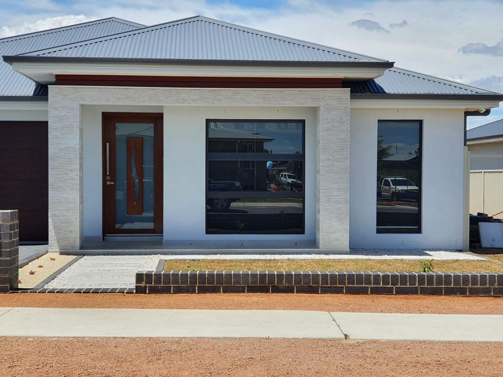 40 Quiberon Way, Goulburn, NSW 2580