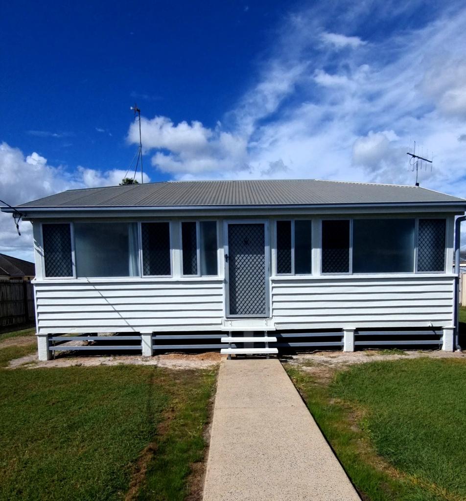 24 Dunn Rd, Avenell Heights, QLD 4670