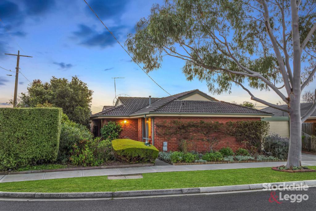 19 Willora Cres, Cranbourne West, VIC 3977