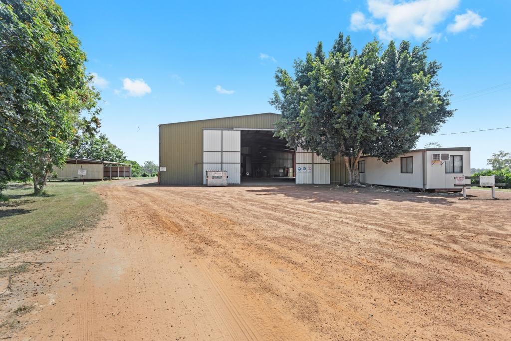 2 Millers Rd, Spring Creek, QLD 4343