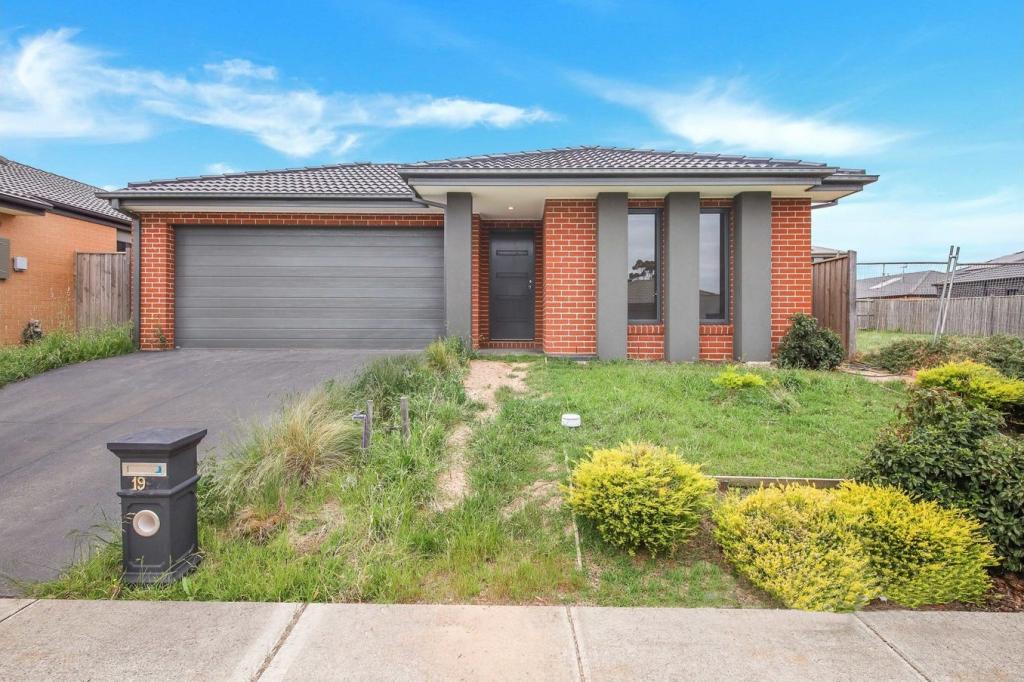 19 Bursa Dr, Wyndham Vale, VIC 3024