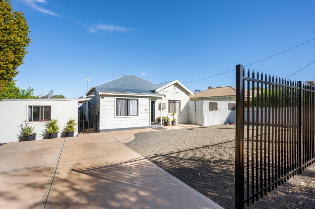 21 LEWIS ST, LAMINGTON, WA 6430