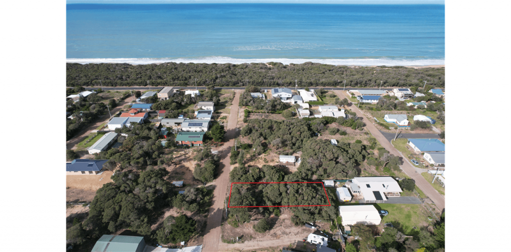 15 Wave Cap Ct, Golden Beach, VIC 3851