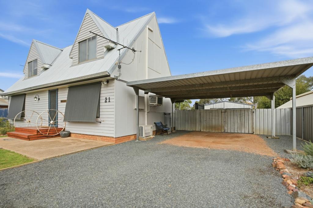 21 Poincaire St, Trangie, NSW 2823