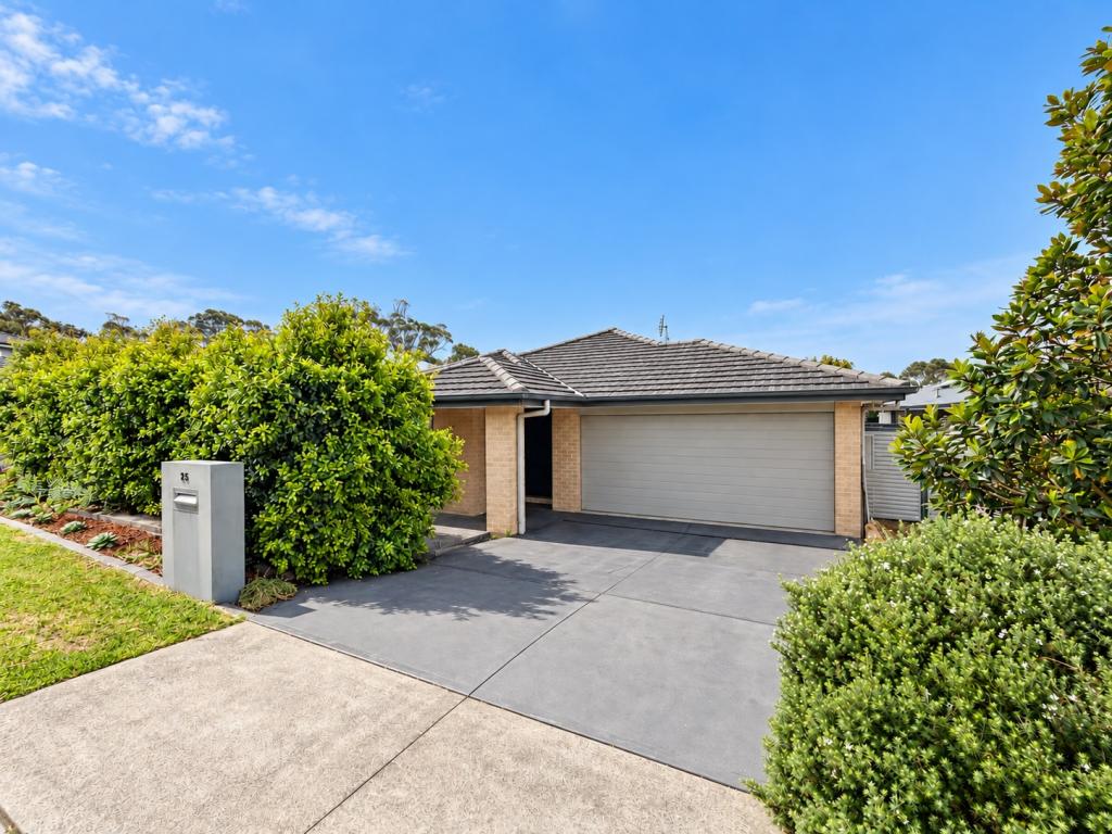 25 Gazelle Cres, Fletcher, NSW 2287
