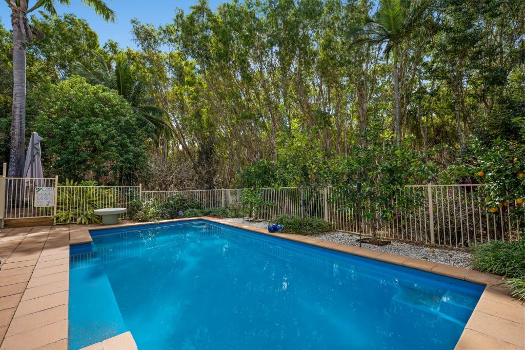 7 Almond Ct, Bushland Beach, QLD 4818