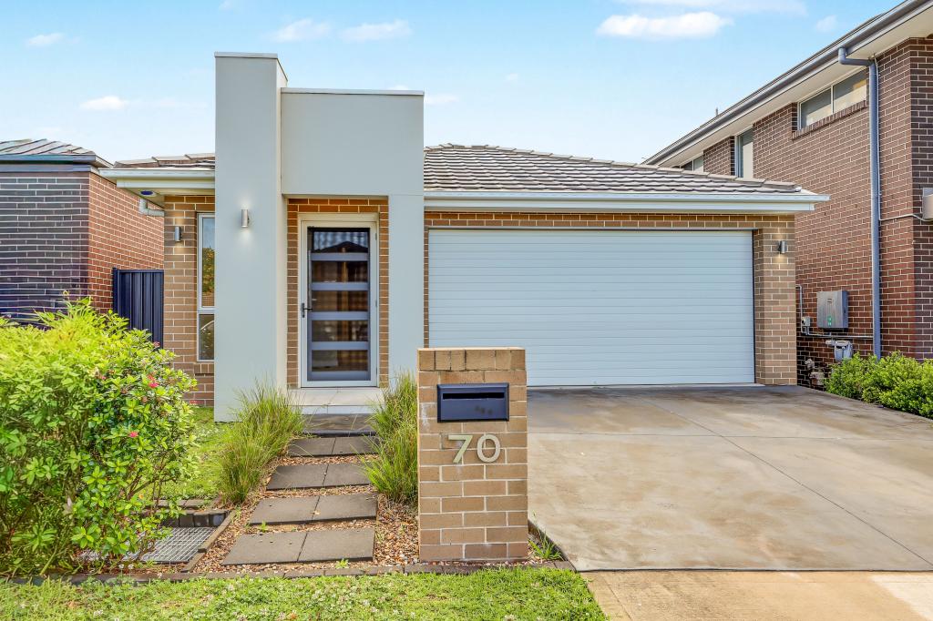 70 William St, Grantham Farm, NSW 2765