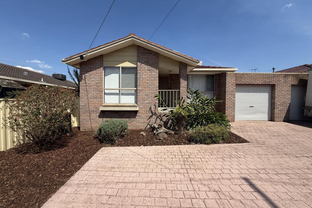 1b The Esplanade, Sydenham, VIC 3037