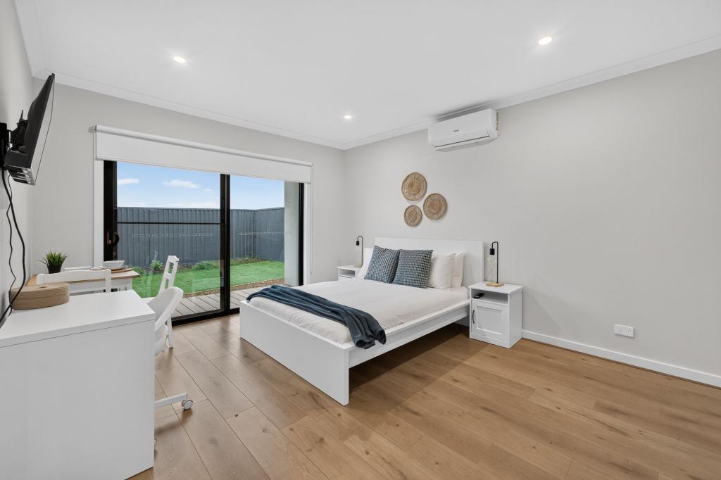 4/512 HEATHER GR, CLYDE NORTH, VIC 3978