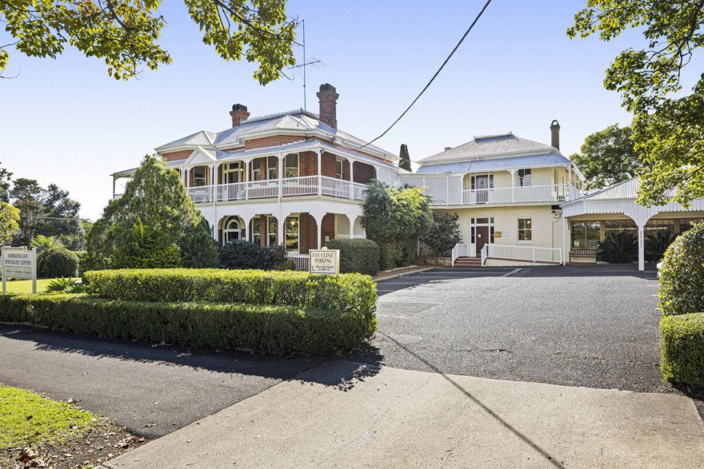 Suite 3/59 Margaret St, East Toowoomba, QLD 4350