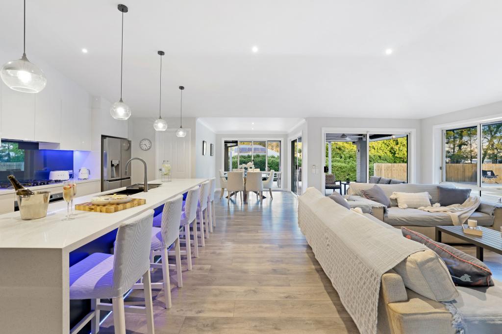 4 Stormvogel Ct, Coomera, QLD 4209
