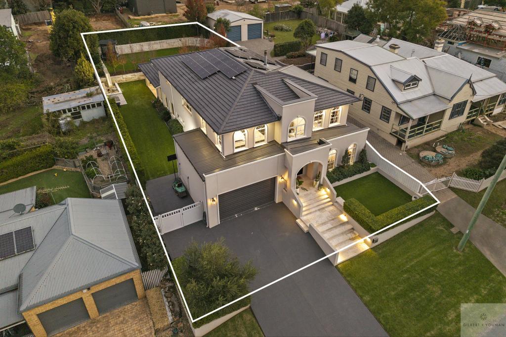 4 Cowper St, Picton, NSW 2571
