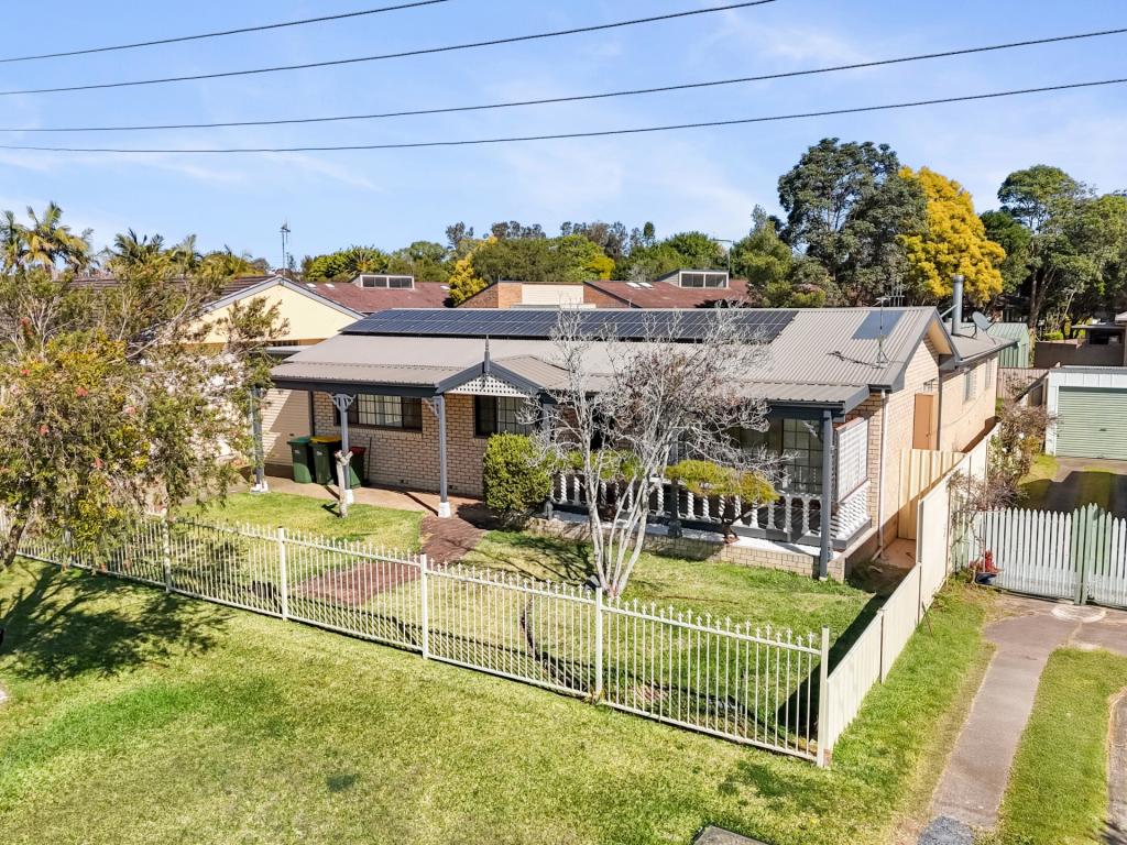 22 PLUMMER ST, TAREE, NSW 2430