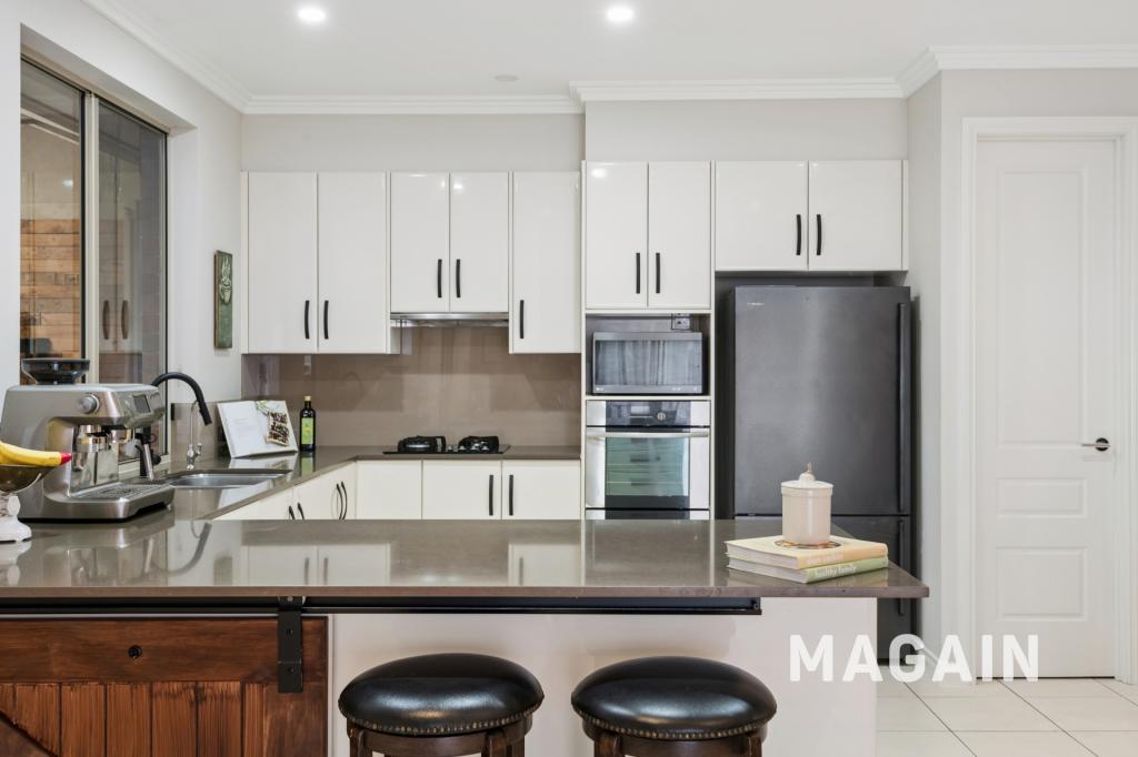 9b Hollyoaks Ct, Happy Valley, SA 5159