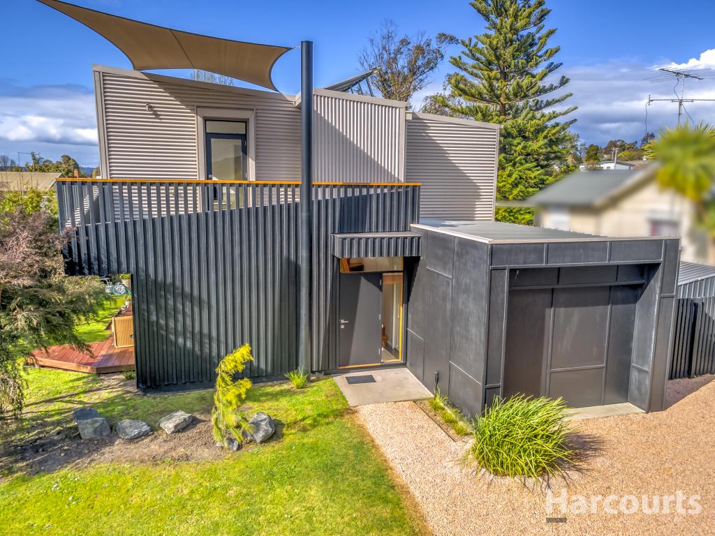 38 Law St, Newborough, VIC 3825