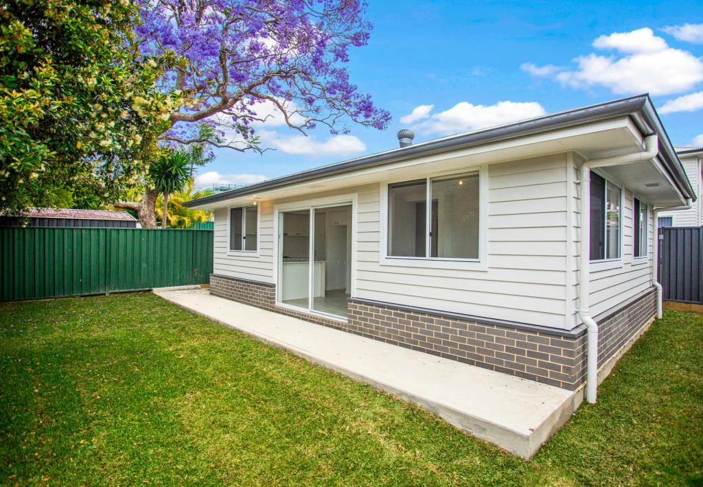 32A CHAMBERLAIN AVE, CARINGBAH, NSW 2229