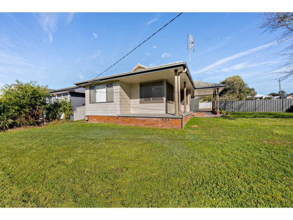 4 Durham Dr, Edgeworth, NSW 2285