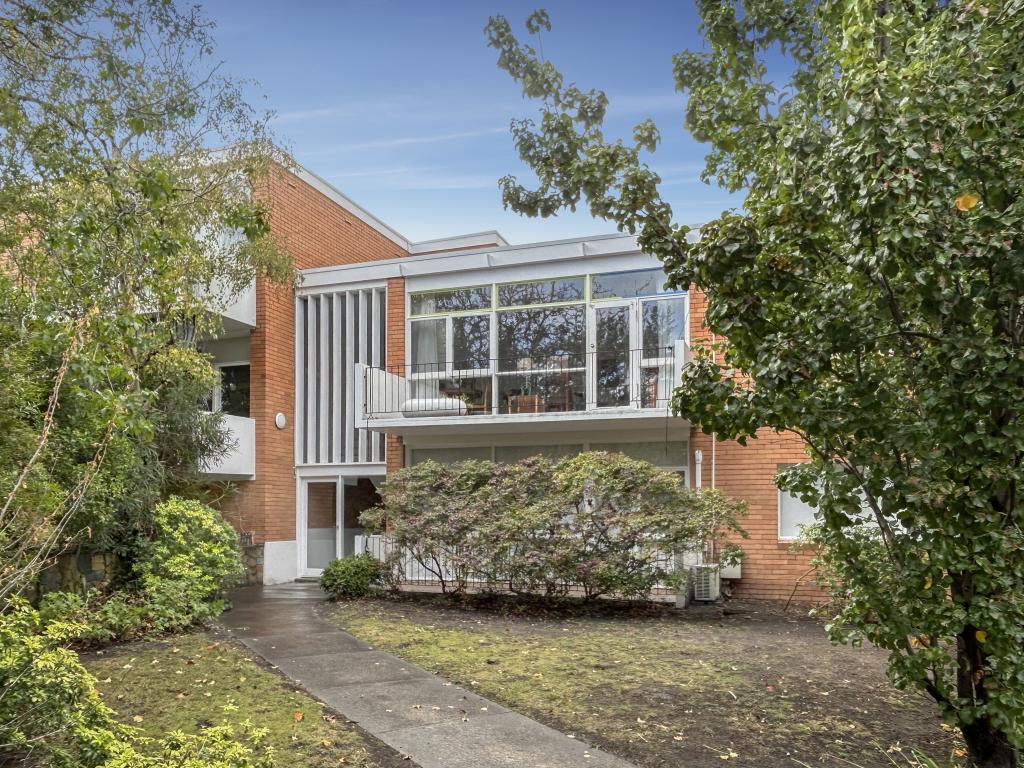1/3 Mackie Ct, Kew, VIC 3101
