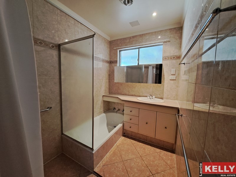 7 Chevening Pl, Beckenham, WA 6107