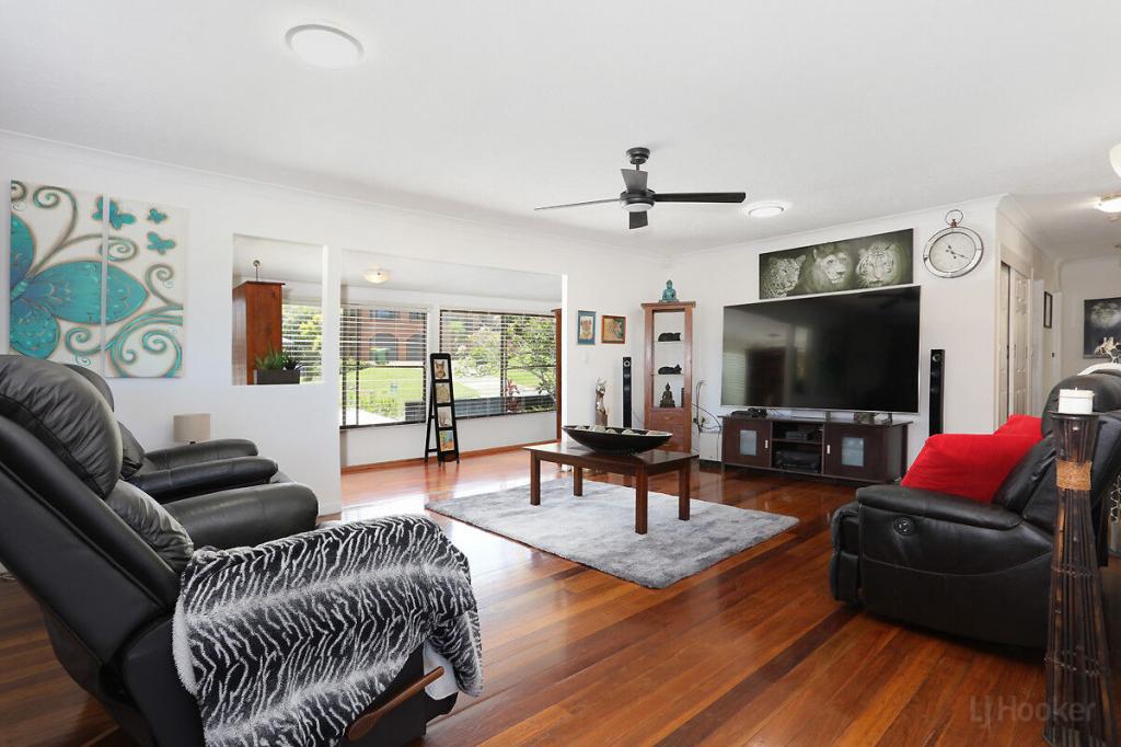 1 Jilpangi Cres, Ashmore, QLD 4214