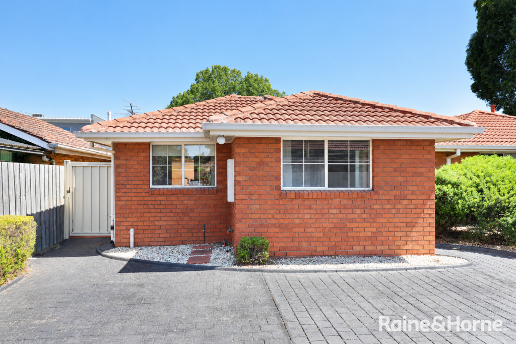 2/7 Hazel Gr, Pascoe Vale, VIC 3044