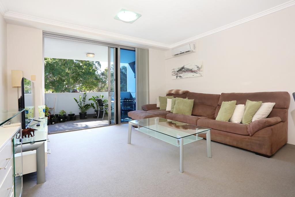 2104/3 Main St, Varsity Lakes, QLD 4227