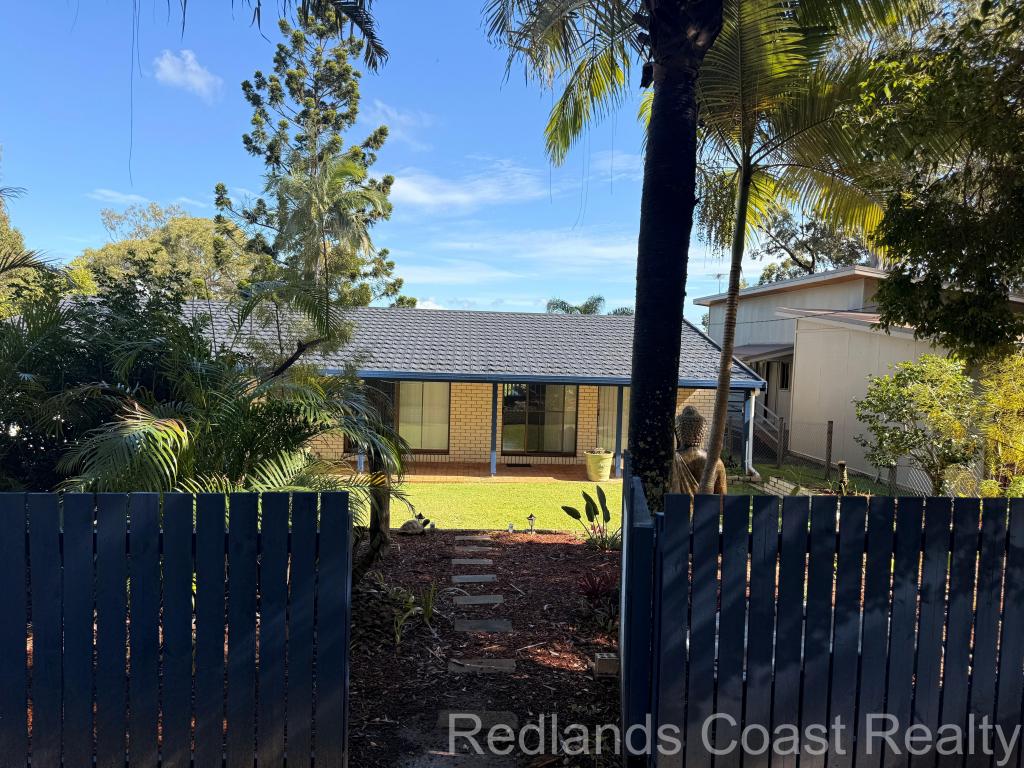 83 Coondooroopa Dr, Macleay Island, QLD 4184