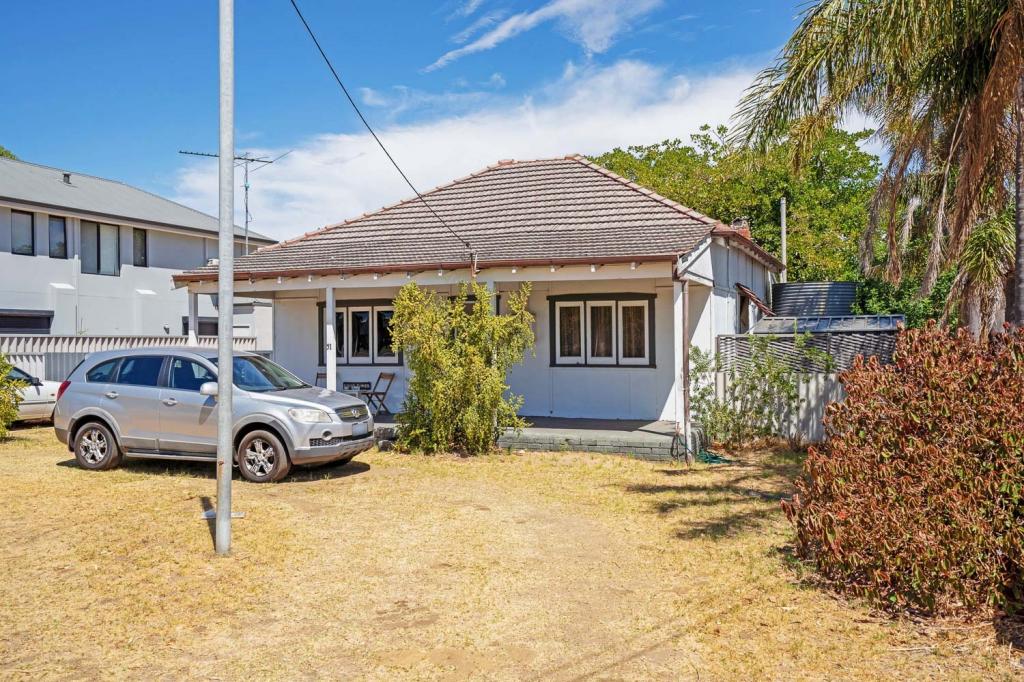 51 Gibson St, Mandurah, WA 6210