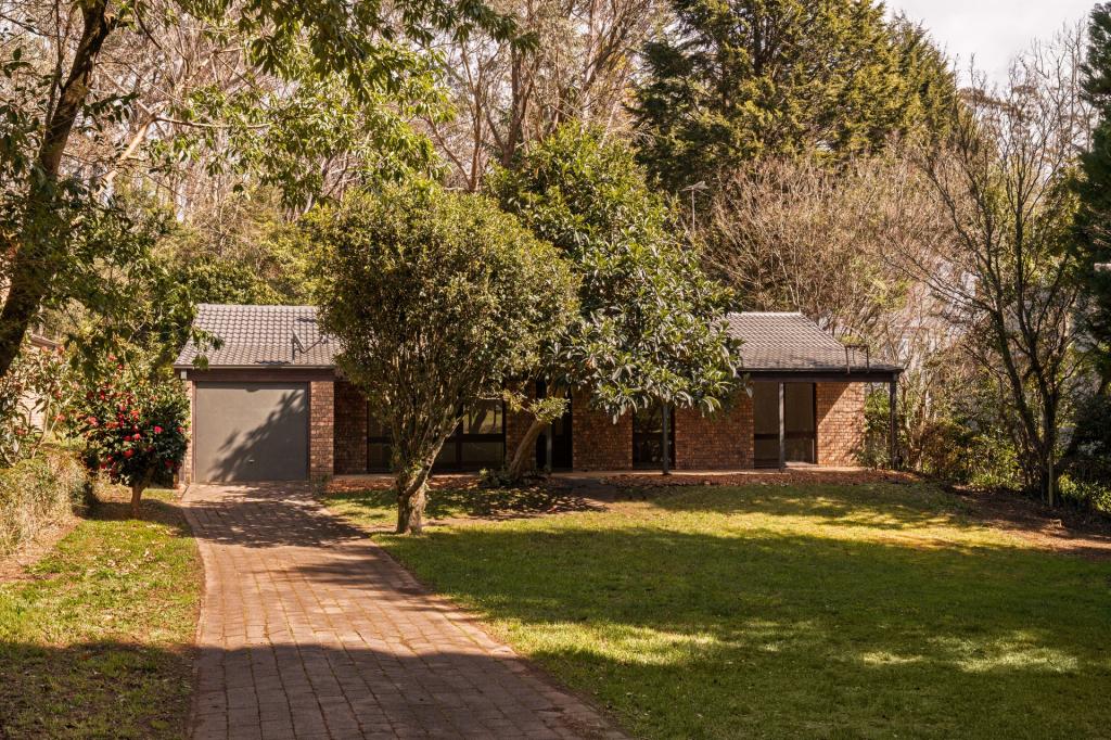 12 Kings Rd, Leura, NSW 2780