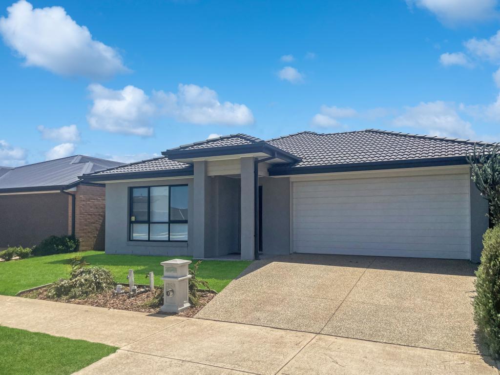 258 Warralily Bvd, Armstrong Creek, VIC 3217