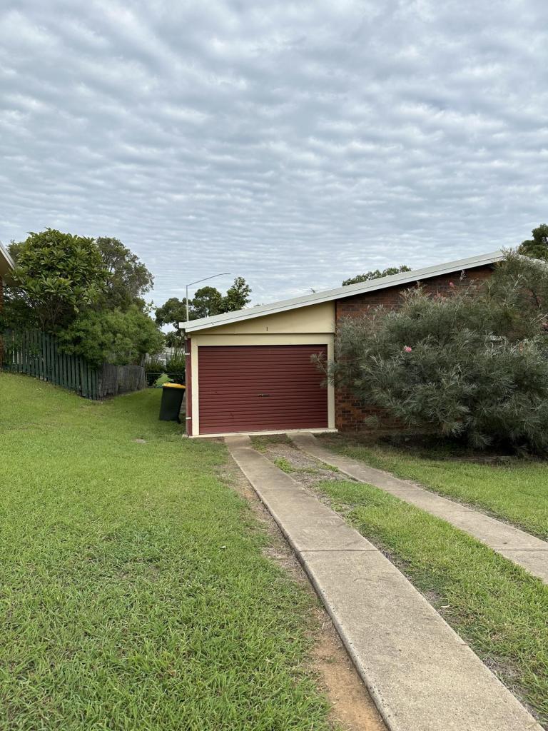1/4 Wafer Ct, Norman Gardens, QLD 4701