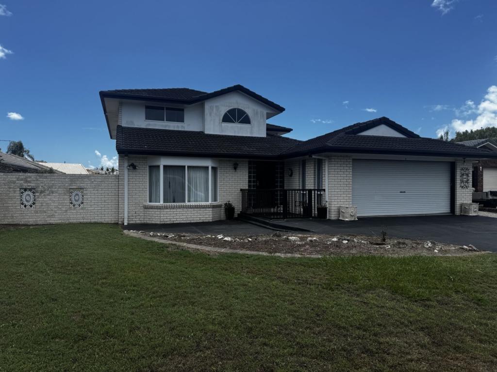 5 WALKER CT, BANKSIA BEACH, QLD 4507