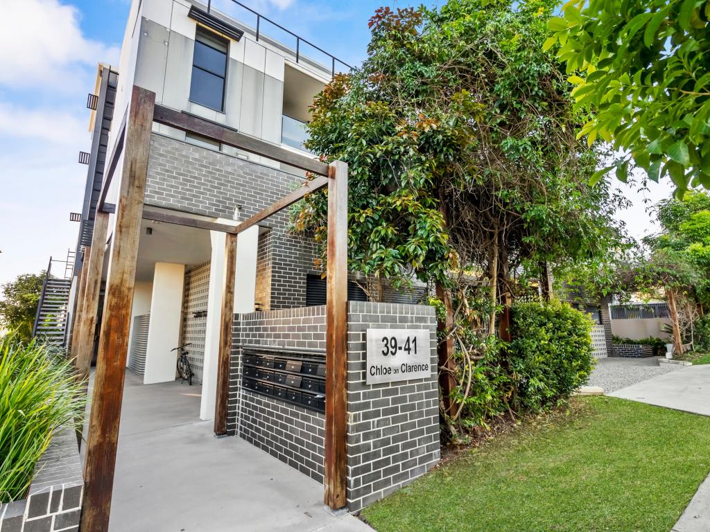 12/39-41 CLARENCE RD, INDOOROOPILLY, QLD 4068