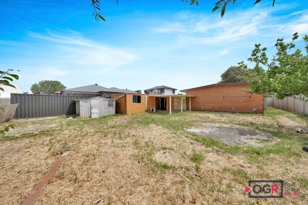 12 SPRING VALLEY AVE, CRAIGIEBURN, VIC 3064