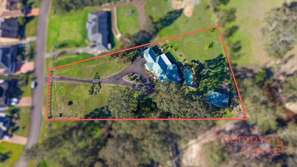 13 Hectors Hill Cl, East Maitland, NSW 2323