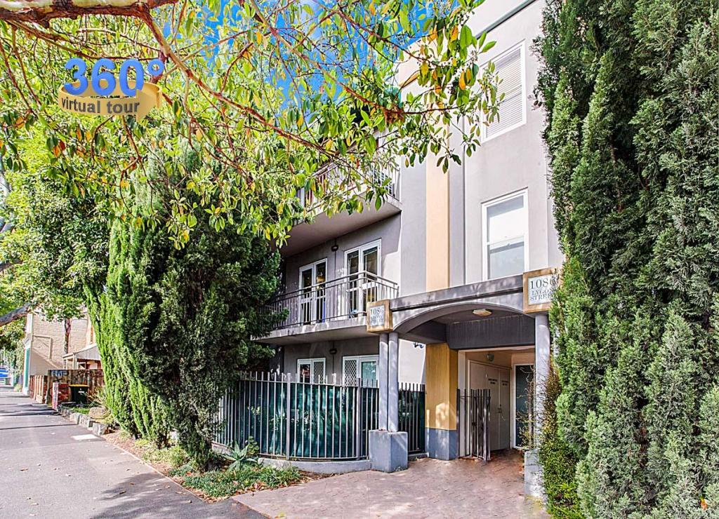 4/1086 Lygon St, Carlton North, VIC 3054