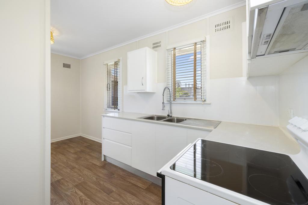 21 O’Neile Cres, Lurnea, NSW 2170