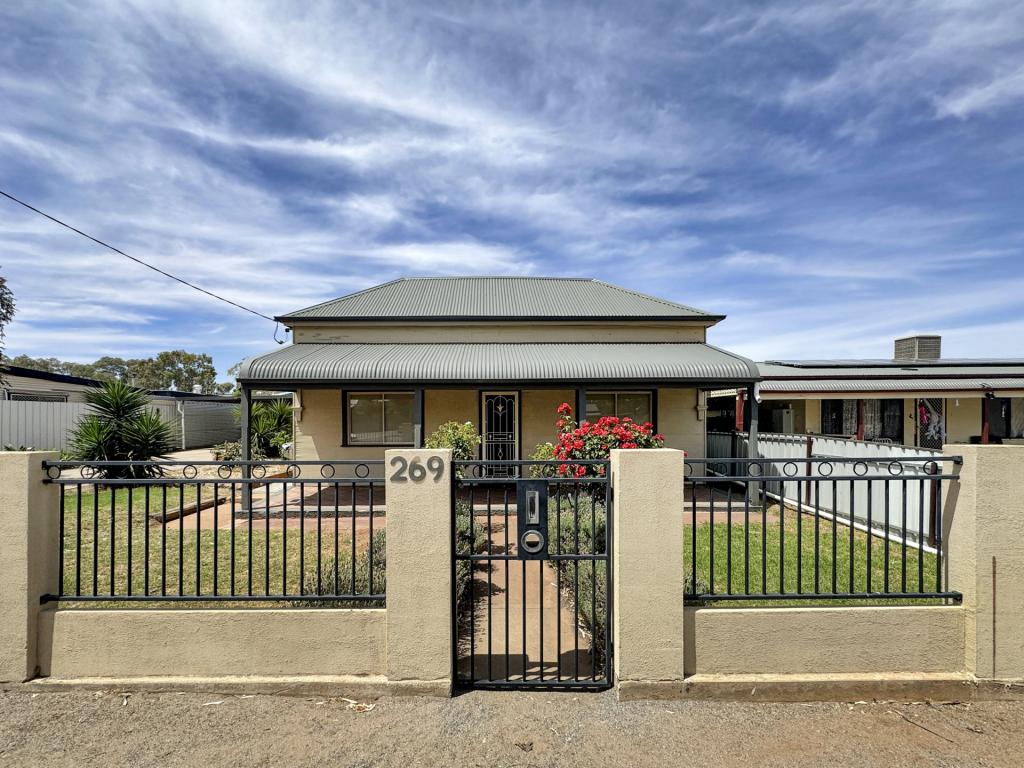 269 Hebbard St, Broken Hill, NSW 2880