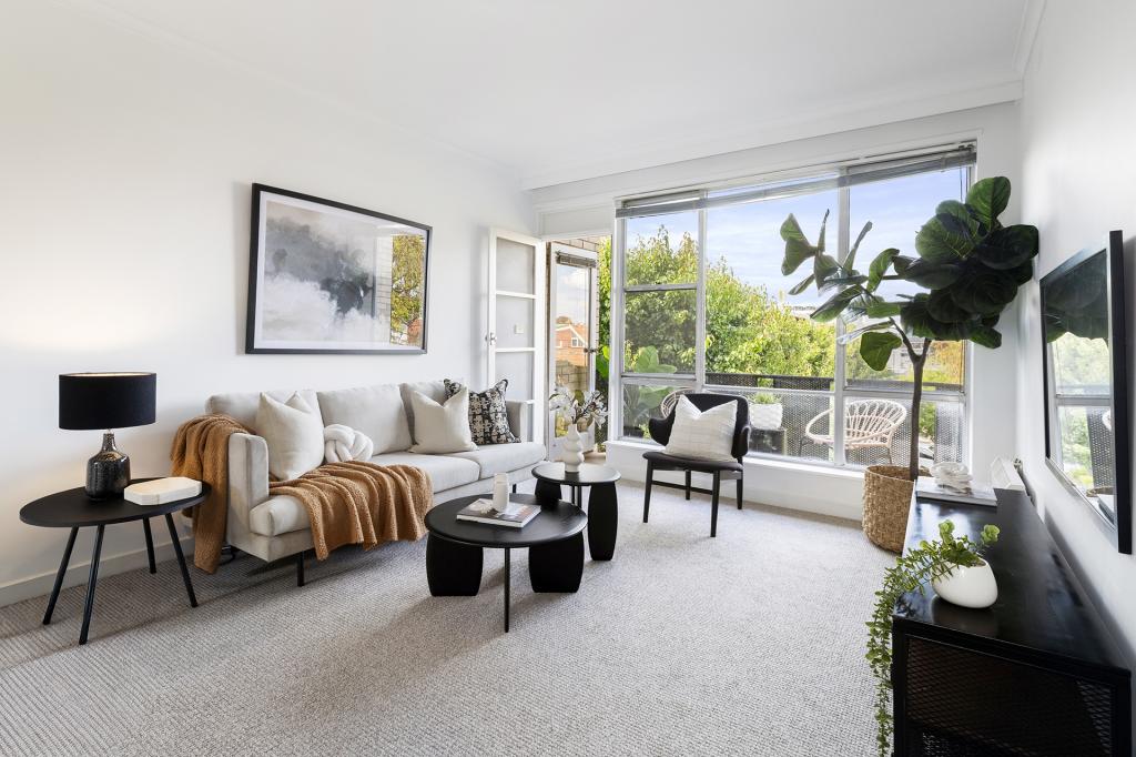 18/32 Ormond Rd, Elwood, VIC 3184