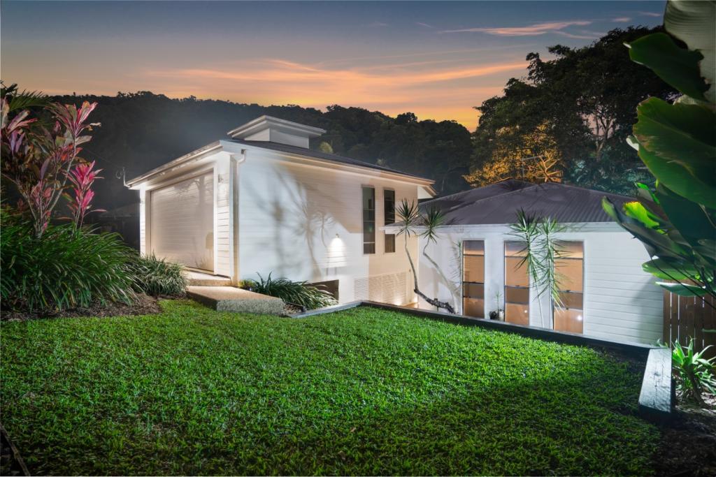 7 Bellevue Cres, Edge Hill, QLD 4870