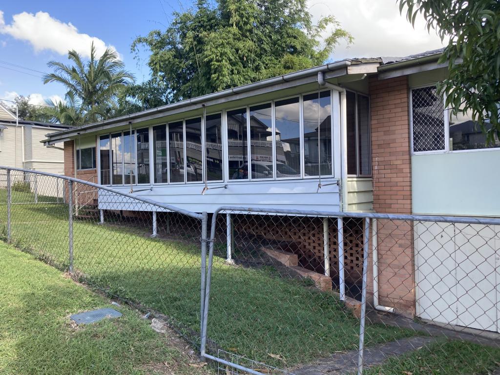 33 Caledonian Hill, Gympie, QLD 4570