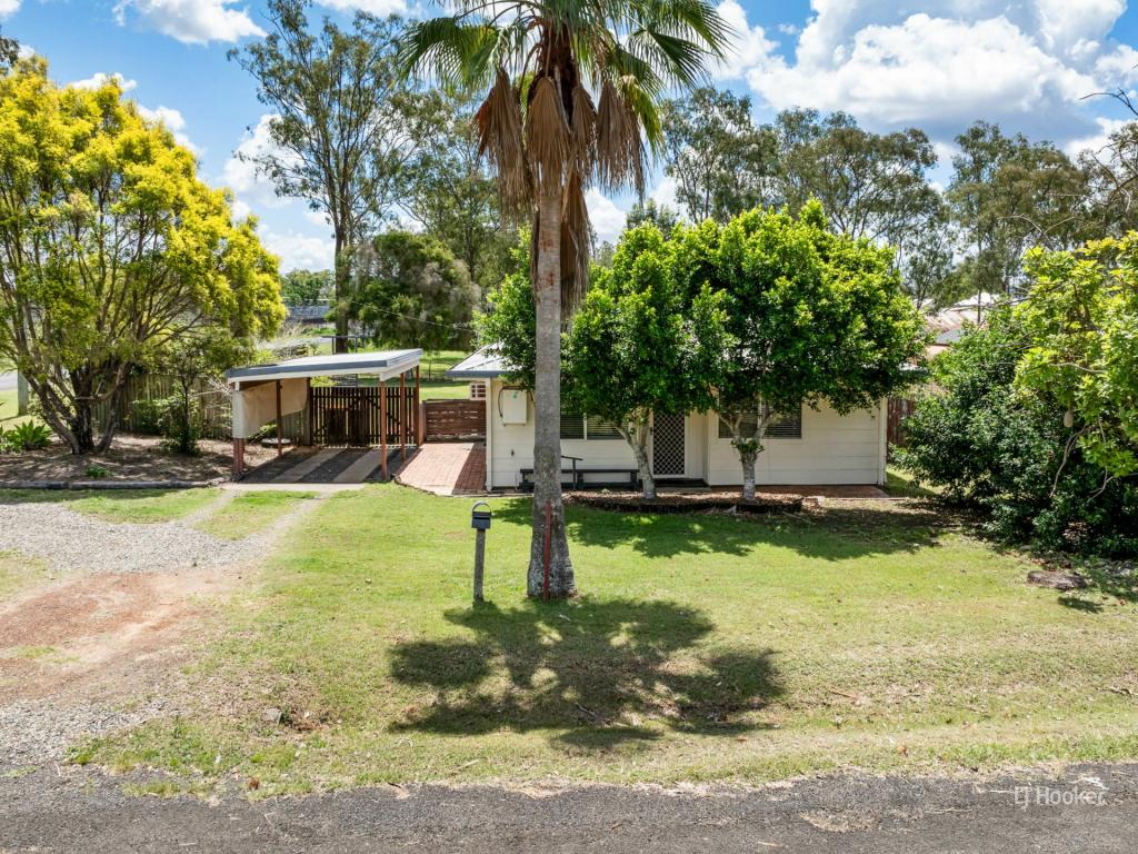 23 Mary St, Toogoolawah, QLD 4313