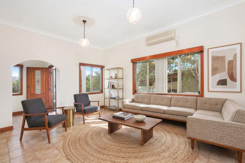 25 NURSERY ST, HORNSBY, NSW 2077