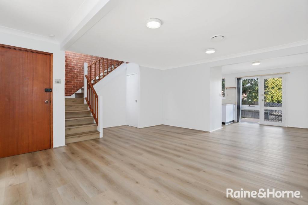 23/6 Jacquinot Pl, Glenfield, NSW 2167