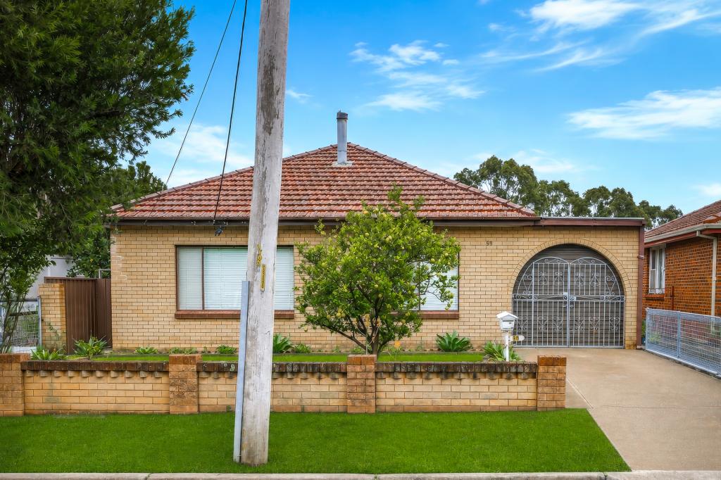 59 MONTROSE AVE, FAIRFIELD EAST, NSW 2165