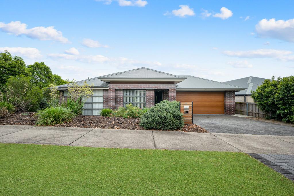 26 Finch Cres, Aberglasslyn, NSW 2320