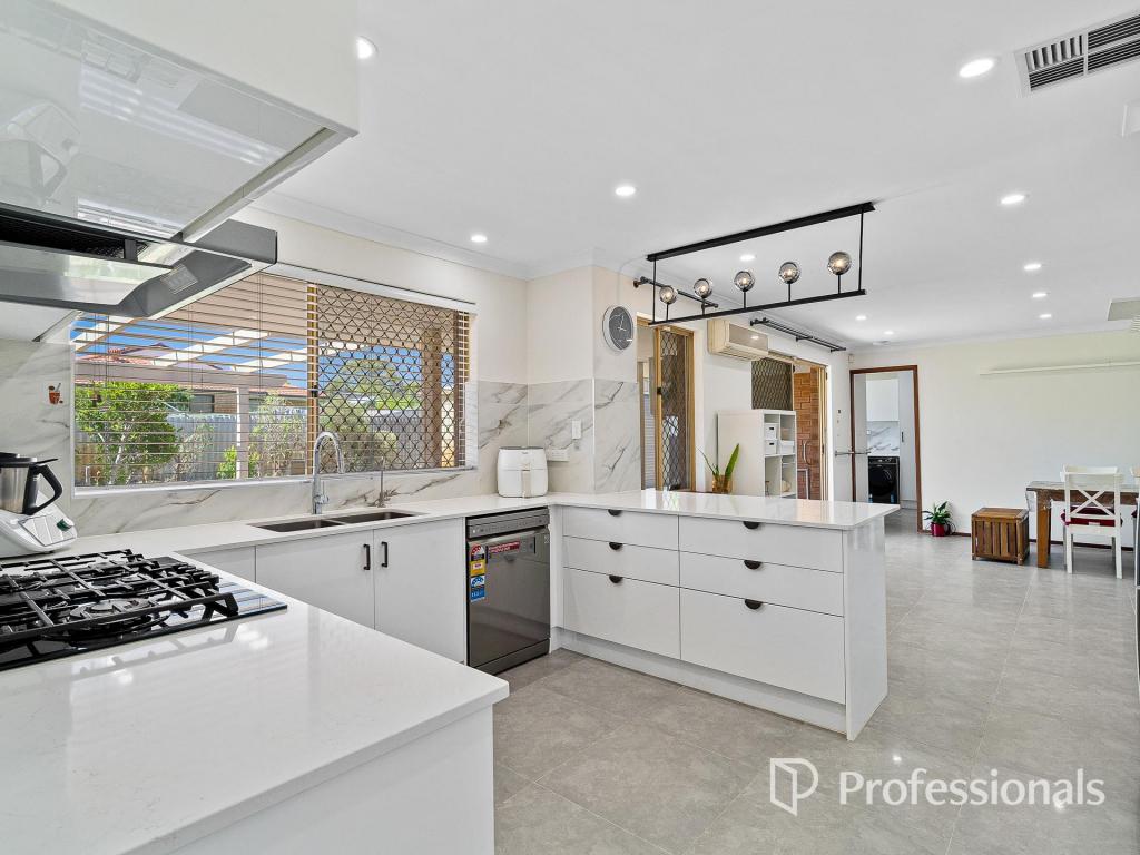 6 Nicholson Loop, Bateman, WA 6150