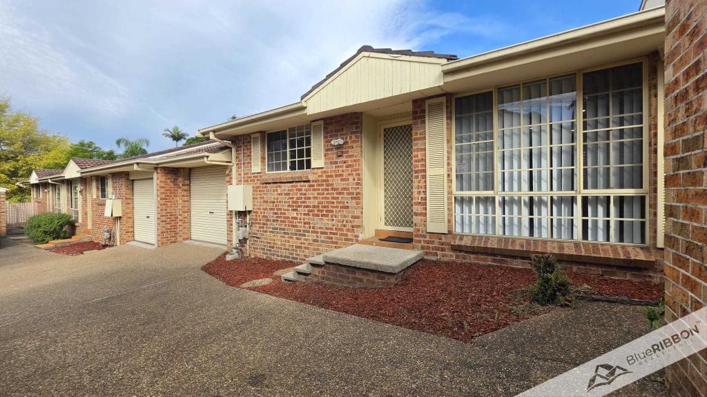 11/5a Binalong Rd, Pendle Hill, NSW 2145