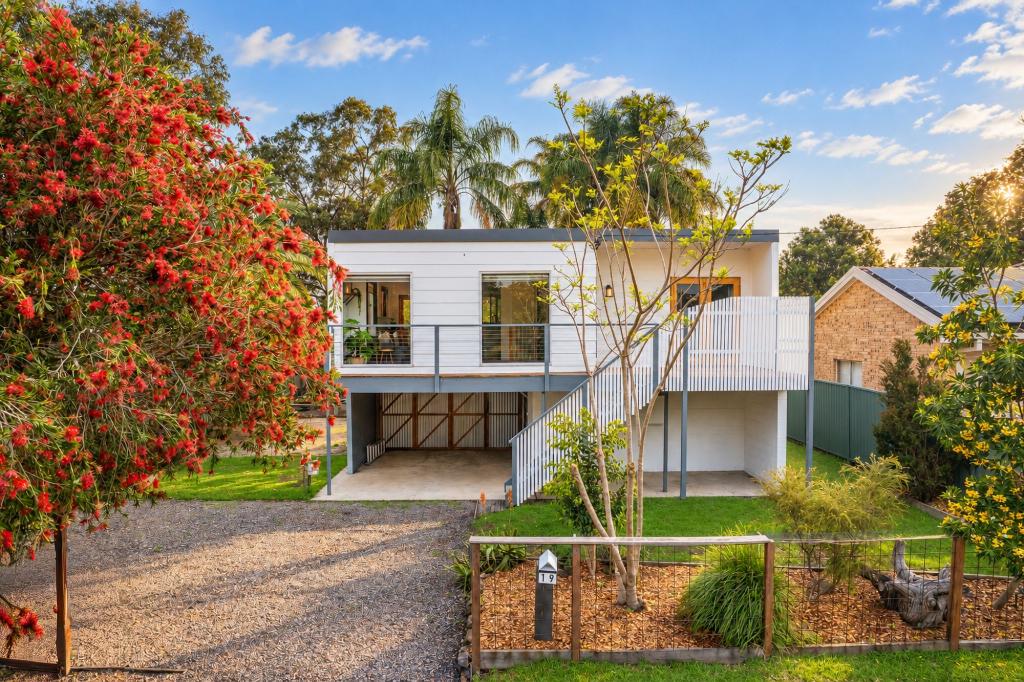 19 Montah Ave, Berkeley Vale, NSW 2261