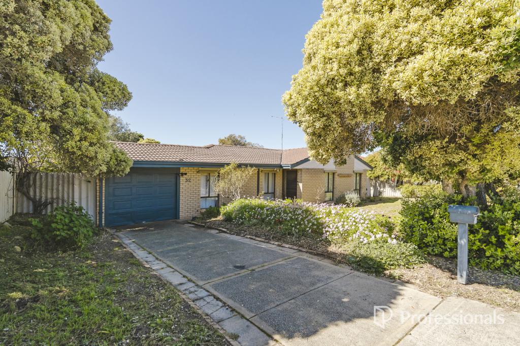 52 Moorpark Ave, Yanchep, WA 6035